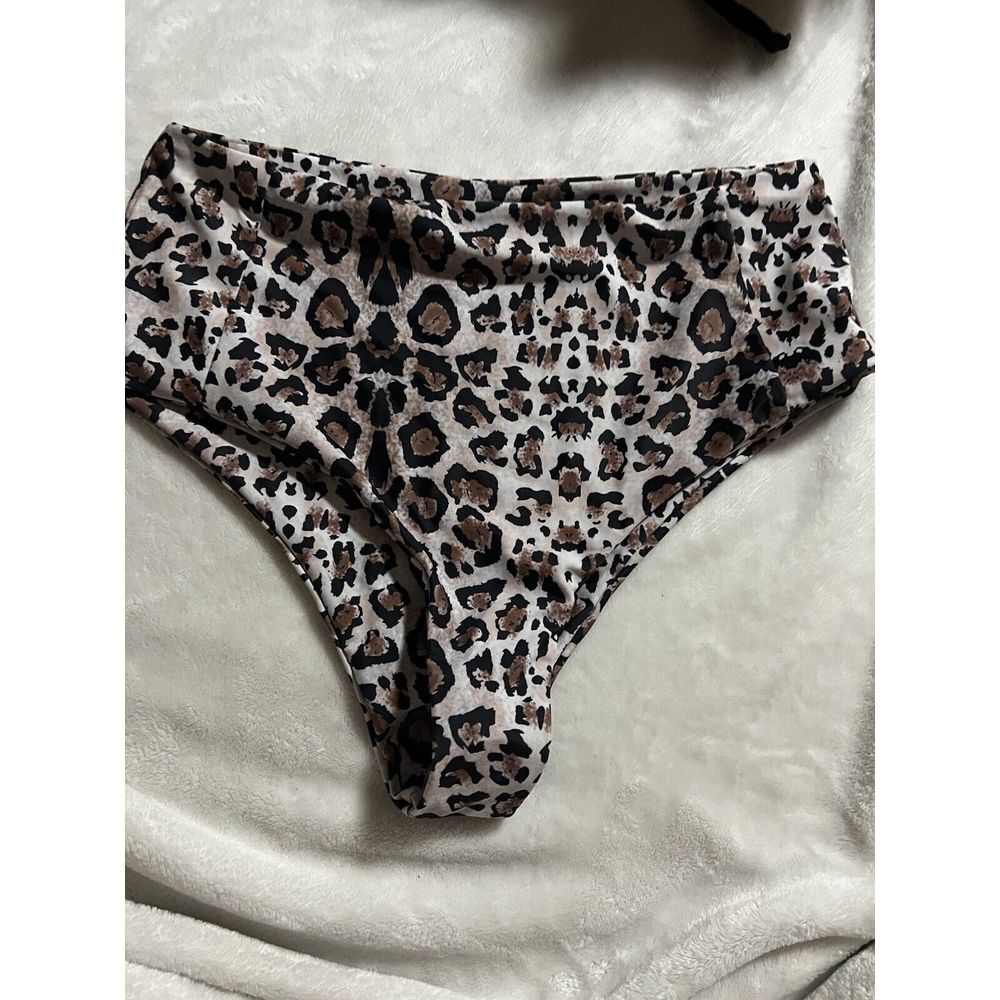 Animal‎ Print Swim Bottoms Women's Size Large New